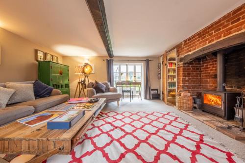 Great Snoring Casa | Gable End