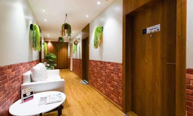 Borivali East Apartamento | 4 Bedrooms suite - Close to Borivali Station