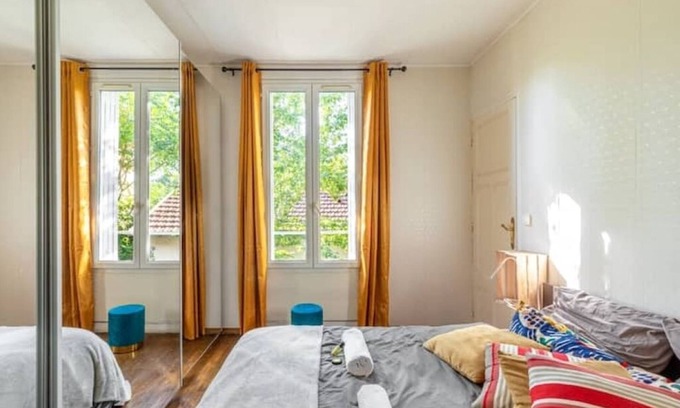 Adamville Casa | Gaia House, Urban Oasis, RER A, Paris in 20min