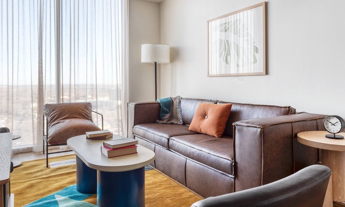 Rainey Street Historic District Apartamento | Galaxy by Avantstay Brand New Condo Room in Austin w/ Amazing Amenities!