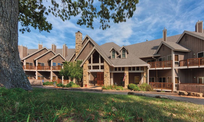 Hanover Complejo | Galena, IL: Studio w / chimenea, bañera de hidromasaje, piscina Resort y actividades al aire libre