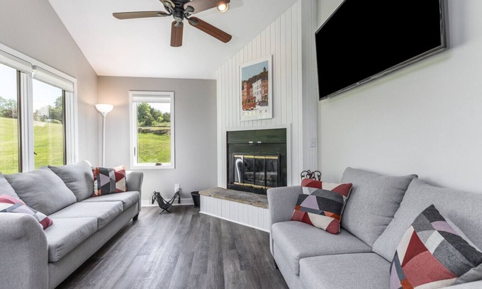 The Galena Territory Villa | Galena Territory | 2BR/2BA Townhome w/ Fireplace & Scenic Views