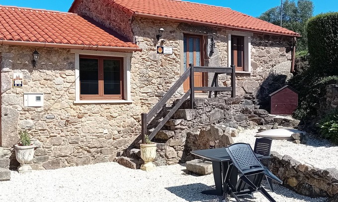 Curtis Casa | Casa Histórica Gallega de Piedra para 2 personas
