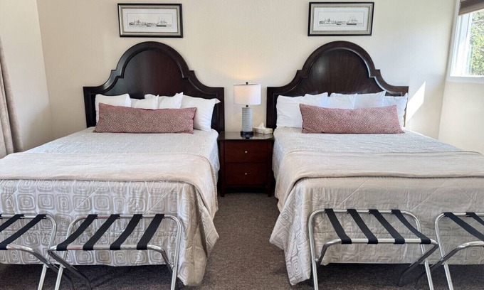 Hulls Cove Hotel | Gallagher's Travels Room Fourteen (Double Queen)