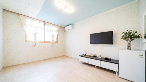 Namsan Casa | Gangchon Pine Hill Pension