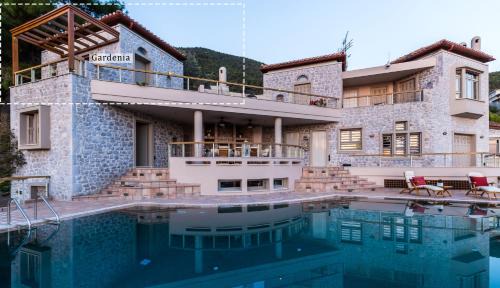 Melissopetra Apartamento | Gardenia Junior Suite In Epidavros with Shared Pool