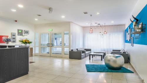 Porz Hotel | Garner Hotel Cologne Porz - Airport by IHG