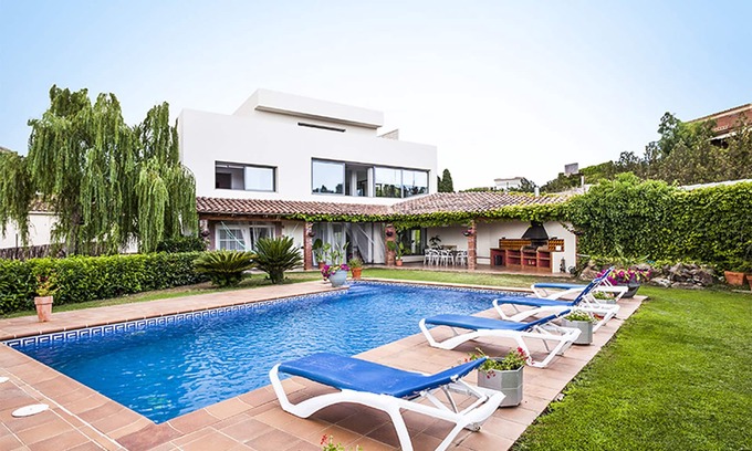 Garriguella Chalet De Esquí | Garriguella Emporda Costa Brava