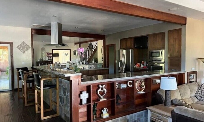 Ukiah Otro | Gather- beautiful ranch rented as full home