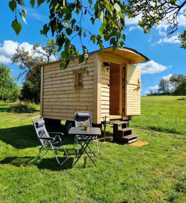 Leuderode Casa | Gemütlicher Schäferwagen im Grünen-Schäferwagen 44