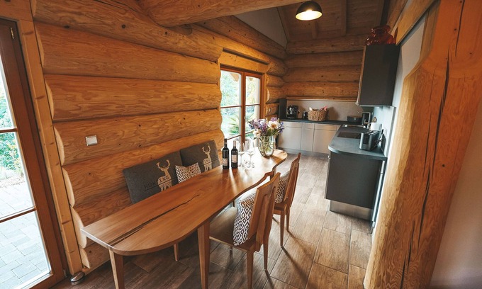 Grafengehaig Apartamento | Gemütliches Ferienhaus mit Faßsauna und Terrasse