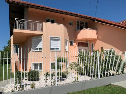 Calea Sever Bocu Apartamento | Gemütliches & geräumiges Apartment mit Balkon