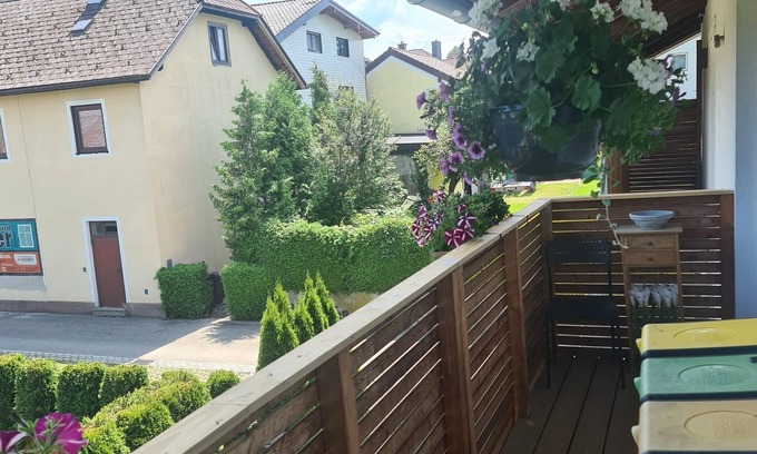 Sankt Georgen im Attergau Apartamento | Gemutliche Ferienwohnung in St.georgen 5 Minuten vom Attersee Entfernt