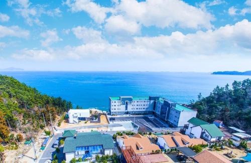 Geoje Casa | Geoje Sky Terrace Pension