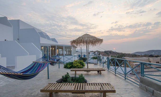 Ios Hotel | George & Irene Hotel