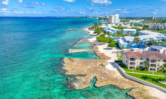 Seven Mile Beach Apartamento | George Town Villas 117