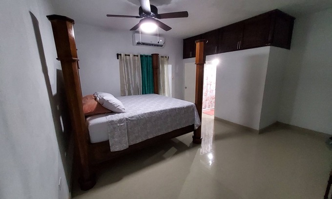Spanish Town Apartamento | Georgeous 1 bedroom A home away from home