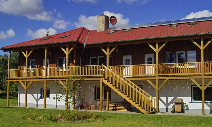 Boddin Apartamento | Geräumige Ferienwohnung en Boddin mit Garten