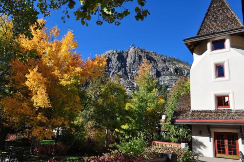 Olympic Valley Apartamento | GetAways at Olympic Village Inn