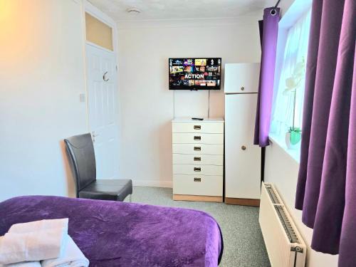 Gillingham Apartamento | Gillings Villa -Perfect For Long & Short Stays
