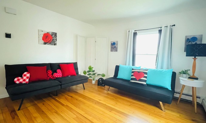 Port Huron Apartamento | Gingers Love Wish