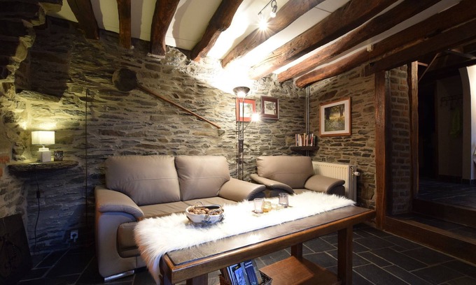 Tavigny Cabaña | Casa rural en el Camino Tranquilo en el Centro