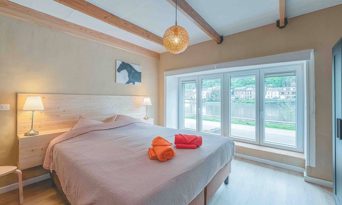 Dinant Apartamento | Gite au Bord de la Meuse à Dinant en Belgique, à 3' du Centre de la Ville