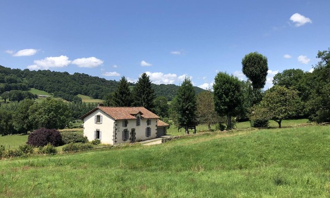 Aurillac Cabaña | Gite Aurillac, 3 bedrooms, 6 persons