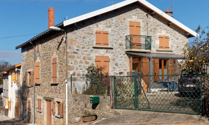 Sauviat Casa | gite de Sauviat 25 chemin du grand Pacher le bourg de Sauviat 63120