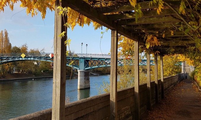 Bry-sur-Marne Apartamento | Apartamento-Baño con bañera-Vista al Jardín-4 étoiles