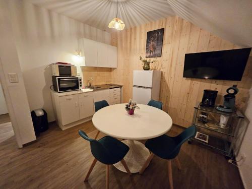 Ventron Apartamento | Gite Eglantine 2 à 6 personnes avec SPA et salle de jeux dans la résidence