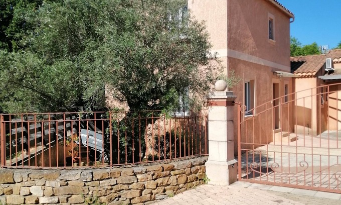 Saint-Christol-de-Rodieres Villa | Gîte des oliviers. Between the Ardèche gorges and the Ceze valley.