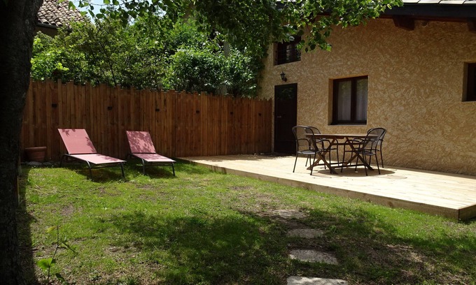 Venterol Apartamento | Gite Idéal Pour des Vacances au Calmes en Pleine Nature Avec Piscine