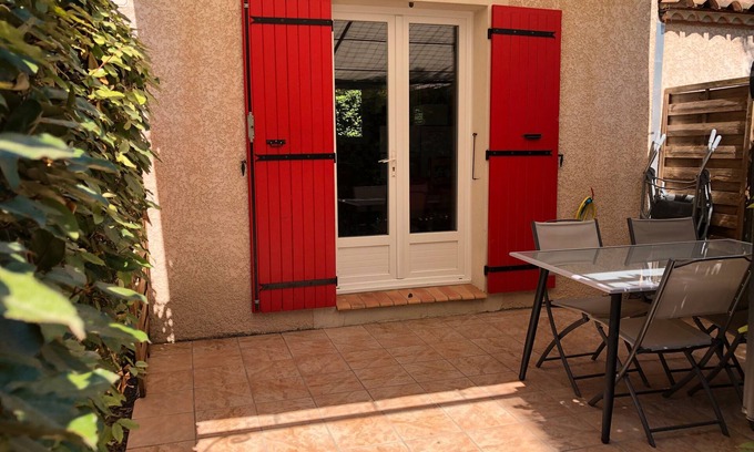 Saint-Christol-Les-Ales Casa | Casa rural 'L'Olivier' con Wi-Fi y aire acondicionado