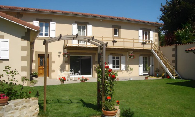 Claveyson Cabaña | Gîte la Combe Verte – Renovated Farmhouse with Indoor Pool