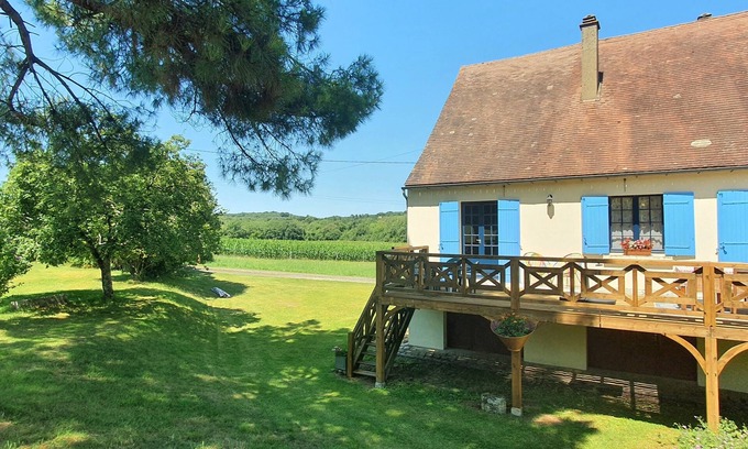 Mauzac-et-Grand-Castang Apartamento | Gîte La Carolie, A rural retreat in the Perigord.