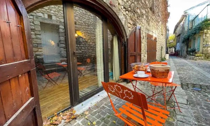 La Garde-Adhemar Apartamento | Gîte Les Voûtes - A haven of peace in a jewel of Provence