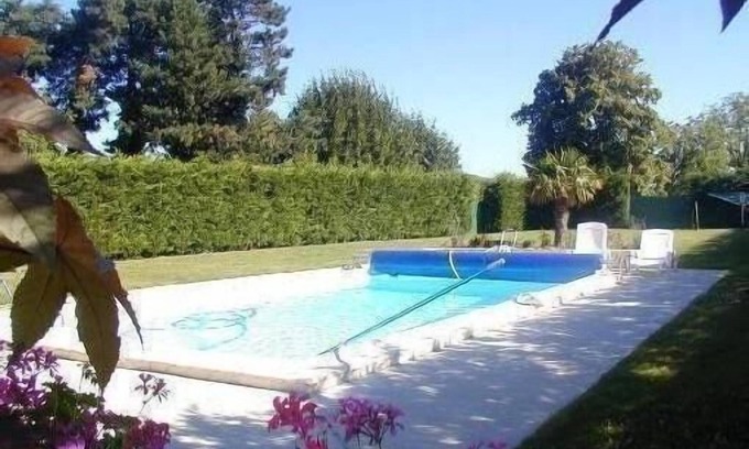 Savigne Cabaña | Casa rural con piscina privada en Savigné