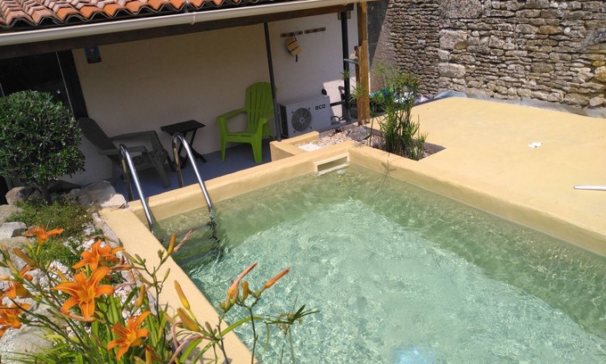 Vandre Apartamento | Gite Zoé Avec Piscine Partagée