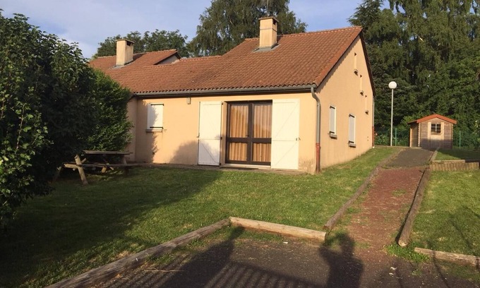 Langogne Chalet De Esquí | Cabañas del Lago de Naussac