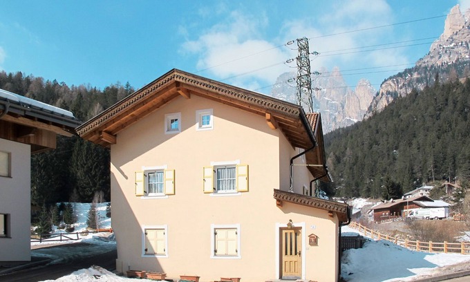 Pera Apartamento | Giuditta by Interhome