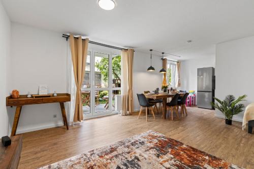 Kempten Apartamento | Glücksfewo71, Zentrum, Garage, 2Terrassen, 3DScan