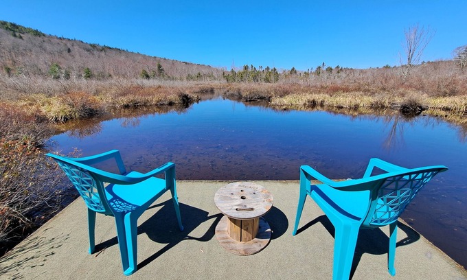 Farmington Alquiler De RV | Glamping in paradise 7 acre pond surrounded by blueberries and forest