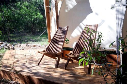 Spicewood Otro | Glamping in Texas at this Cozy Bell Tent for Two