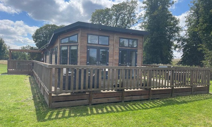 Bury St Edmunds Casa | Glasshouse lodge