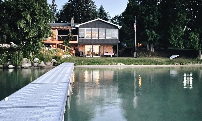 Empire Cabaña | Glen lake Private frontage sleeps 10. 5 bedroom fireplaces! Color tour open