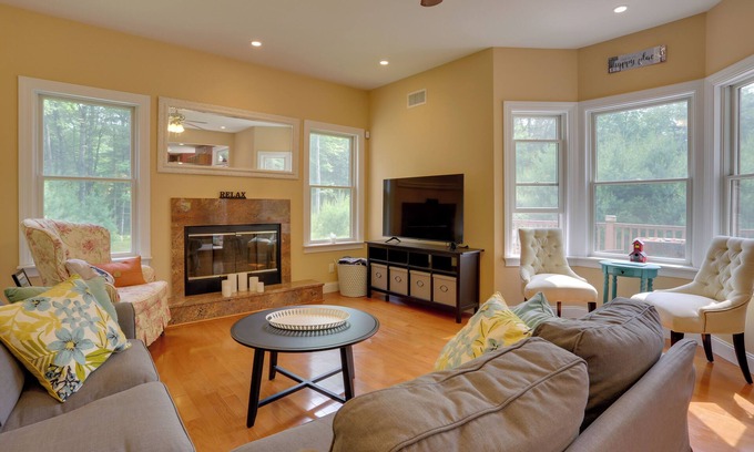 Town of Lumberland Casa | Glen Spey Home w/ Grill ~ 5 Mi to Delaware River