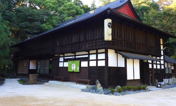 Koga Apartamento | GLOCE古河 Kominka -翠sui- 築150年伝統工法 歴史と自然を感じる古民家 蕎麦屋併設