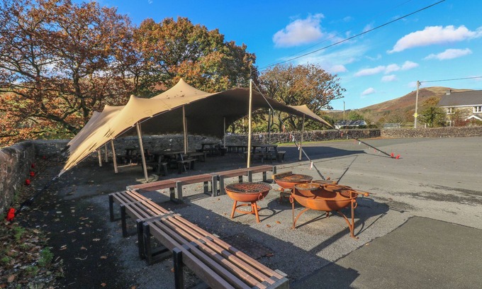 Dol-y-Gaer Cabaña | Glyntawe Outdoor Centre