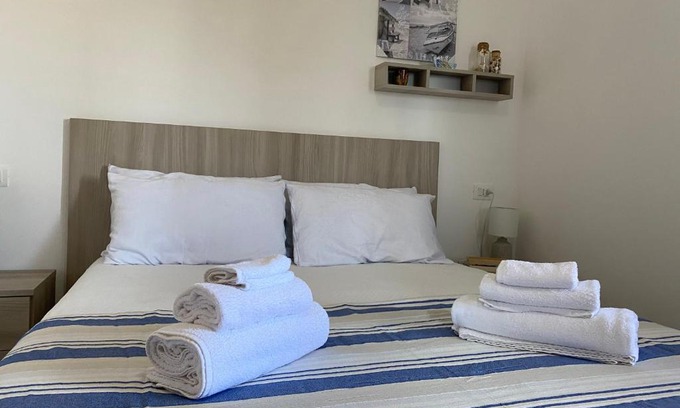 Praia a Mare Cama Y Desayuno | Go Island